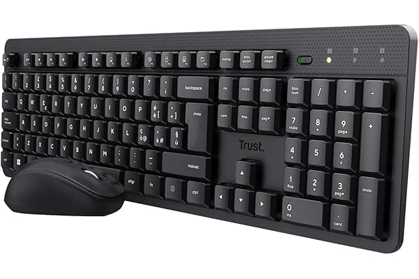 Trust Ymo II Set Tastiera e Mouse Wireless Silenziosi Italiano QWERTY, Tasti a Profilo Ribassato, Resistente agli Sversamenti, Unico Ricevitore USB, Kit Senza Fili per PC, Laptop, Mac, Windows - Nero